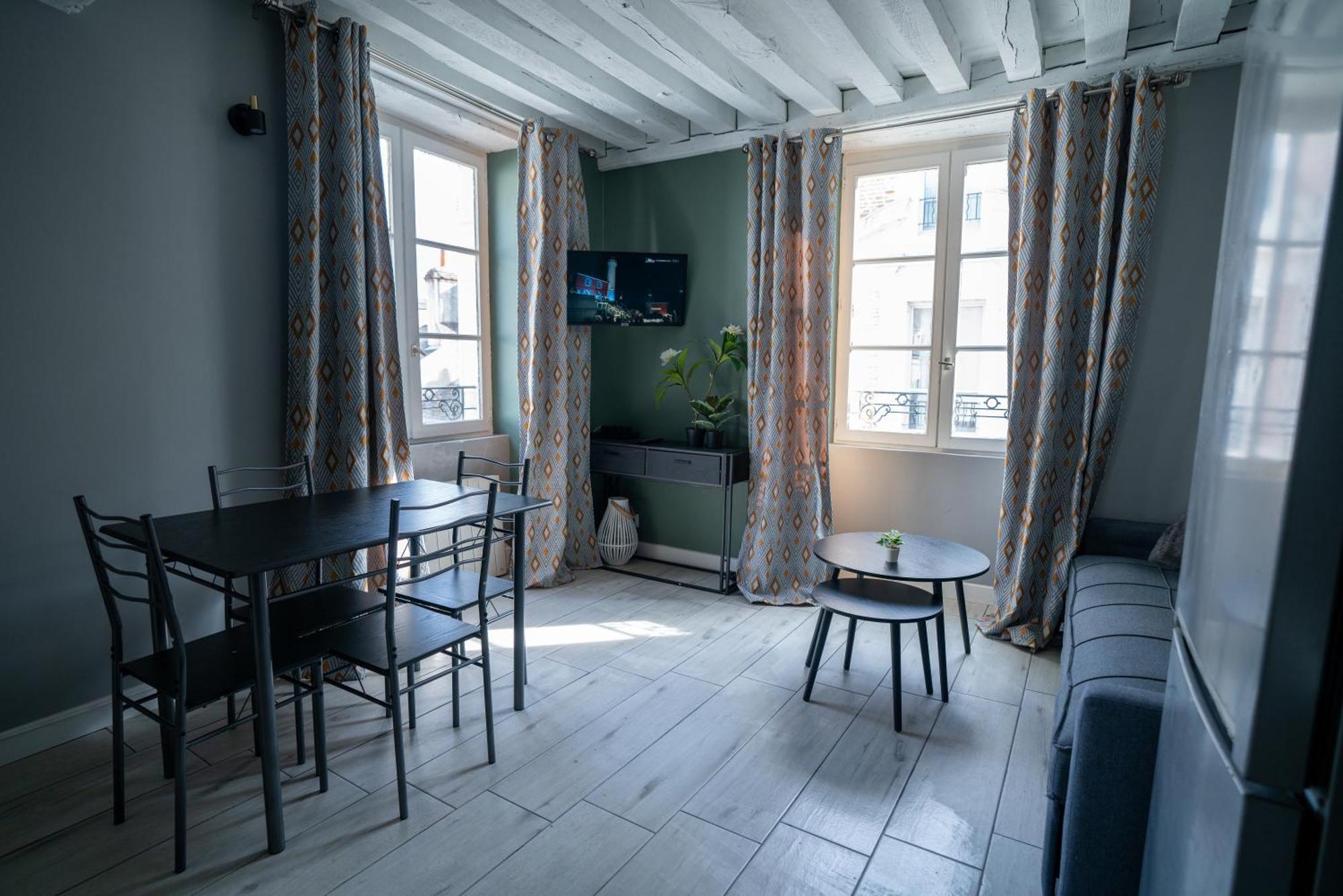 Celeste Appart - Grand Appartement Centre Ville - Refait A Neuf ออร์เลออง ภายนอก รูปภาพ